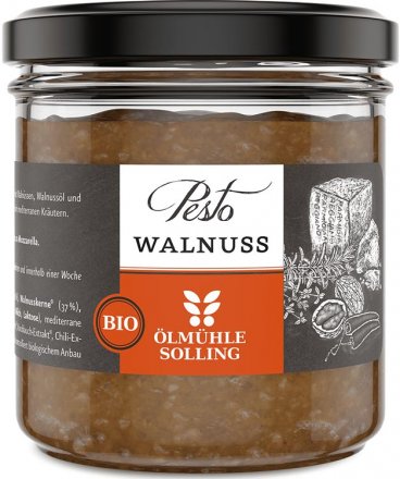 Herzhaftes Walnusspesto mit mediterranen Kräutern